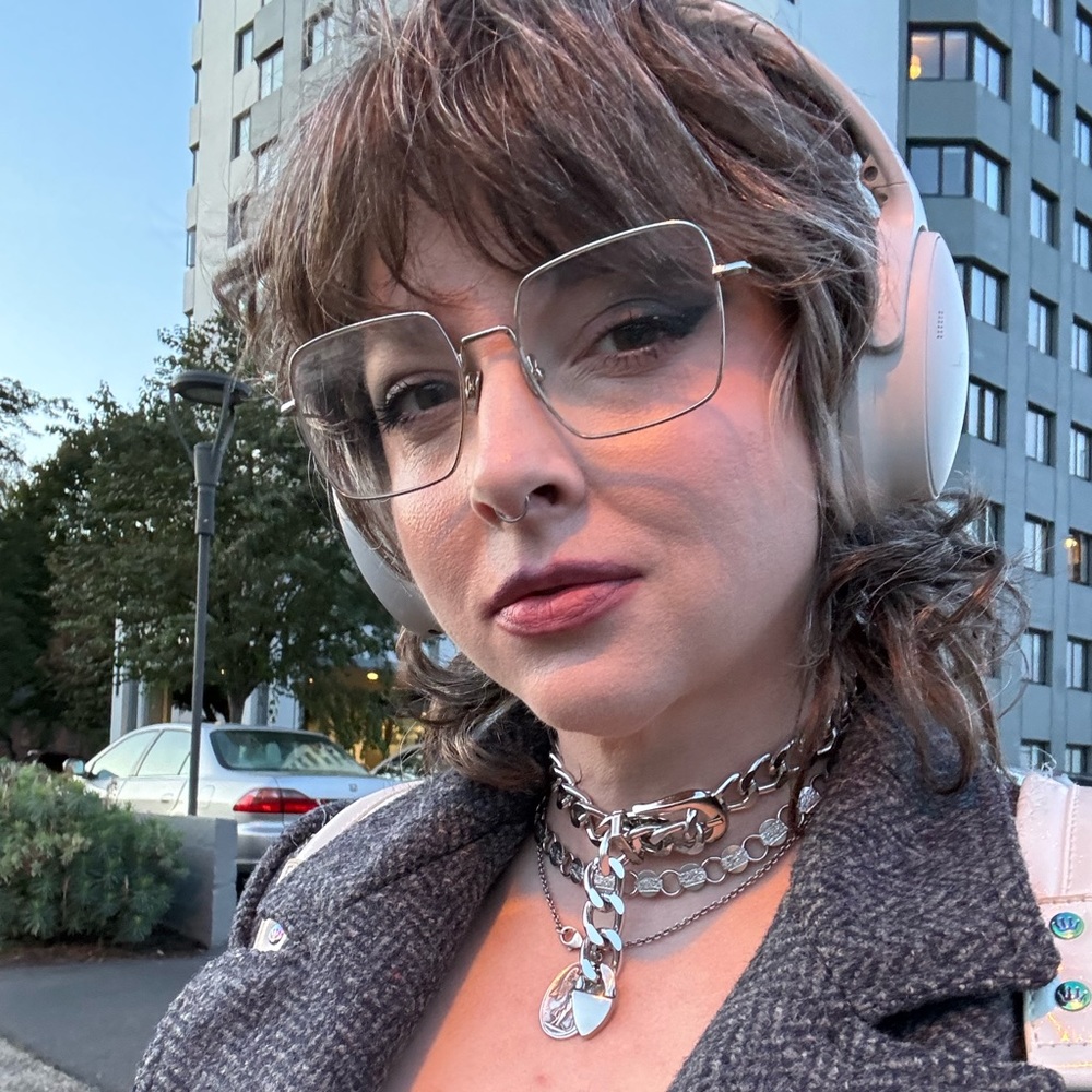 Meet your Posher, Katie